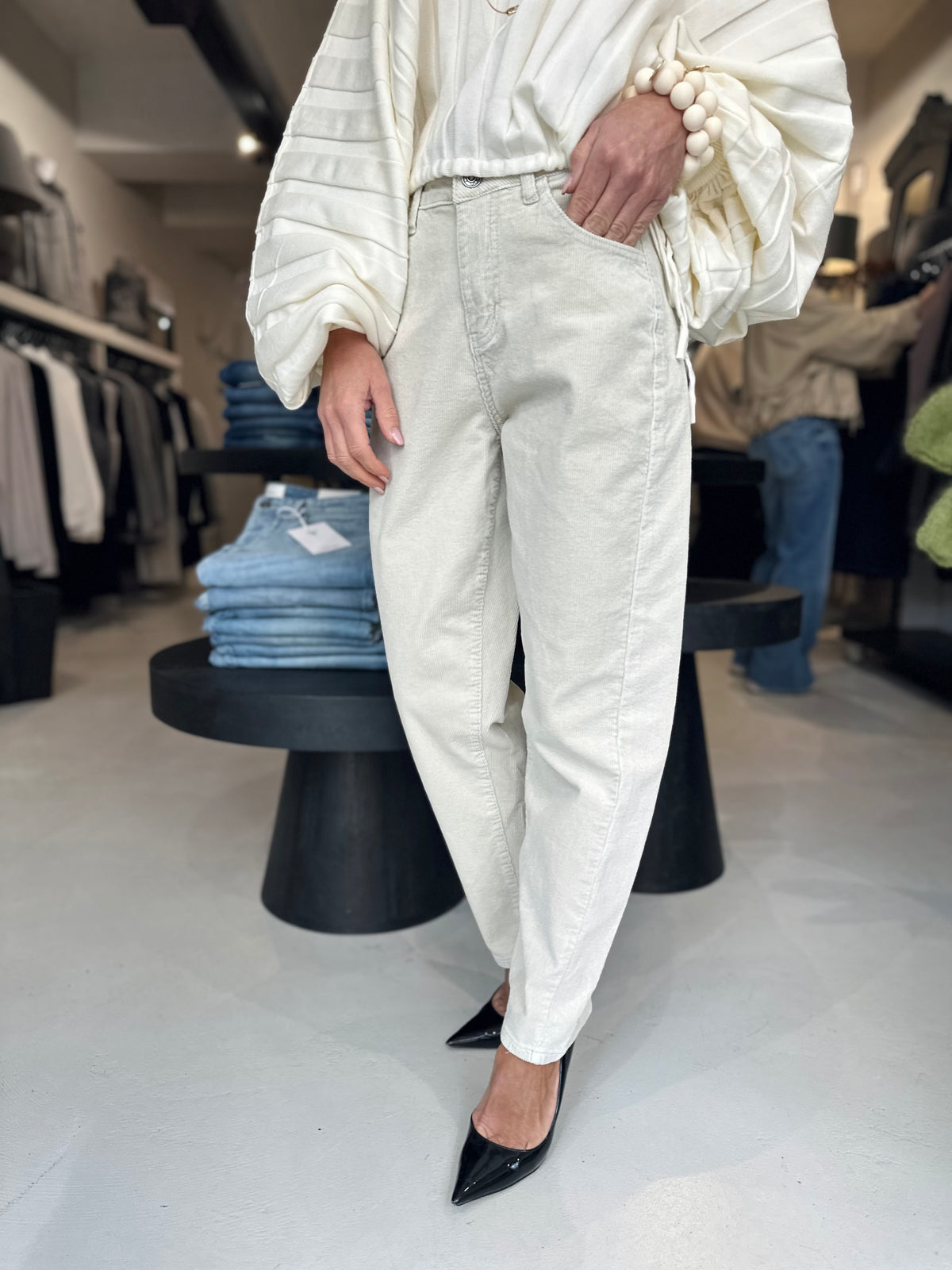 Broek Nomi