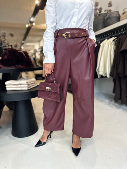 Pantalon Livia lederlook Bordeaux