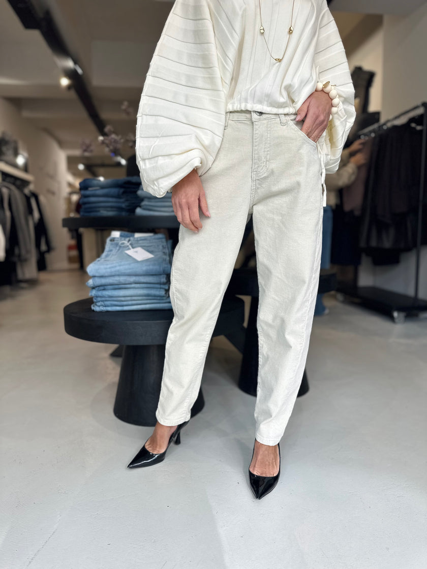 Broek Nomi