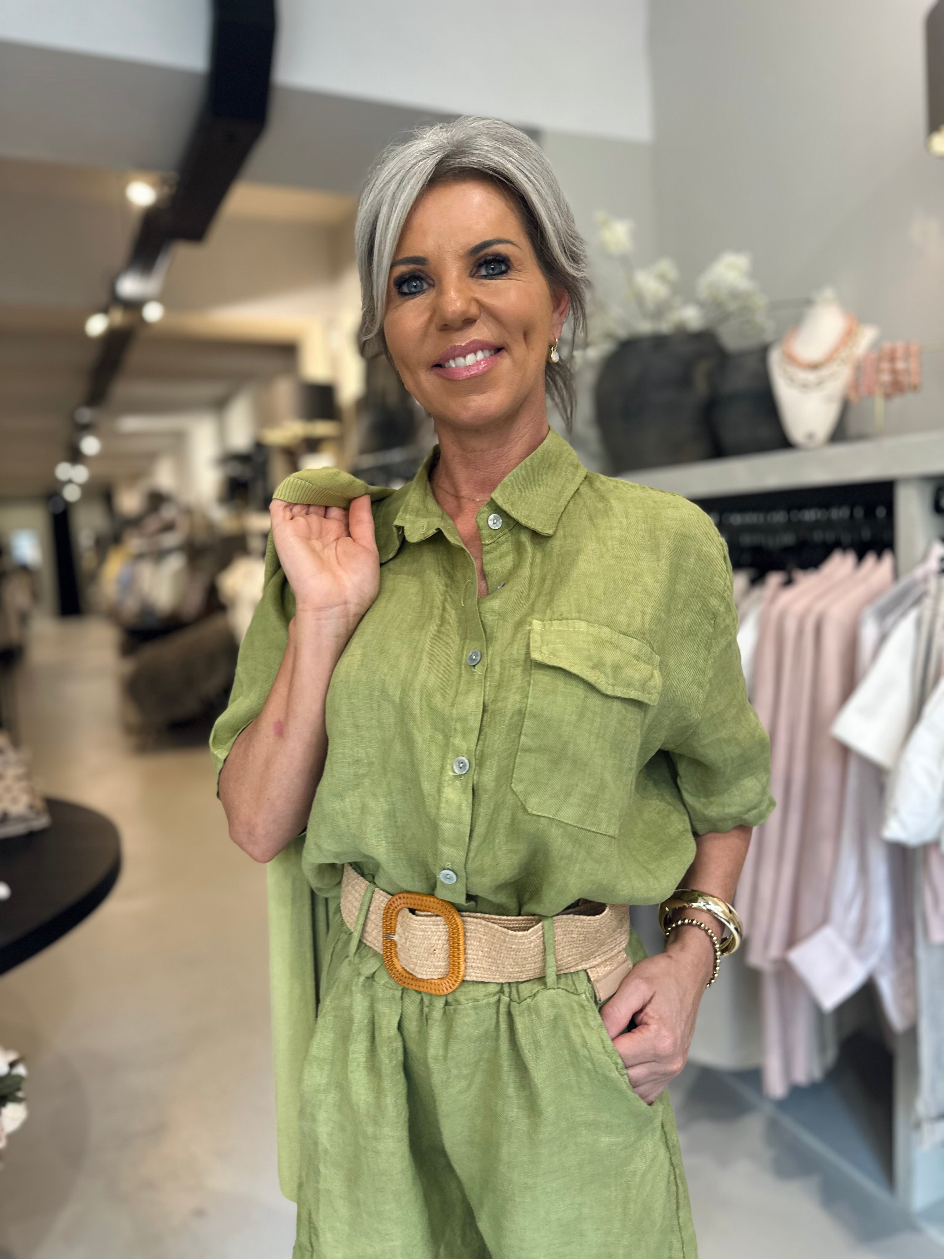 Blouse Olijf PRE-ORDER