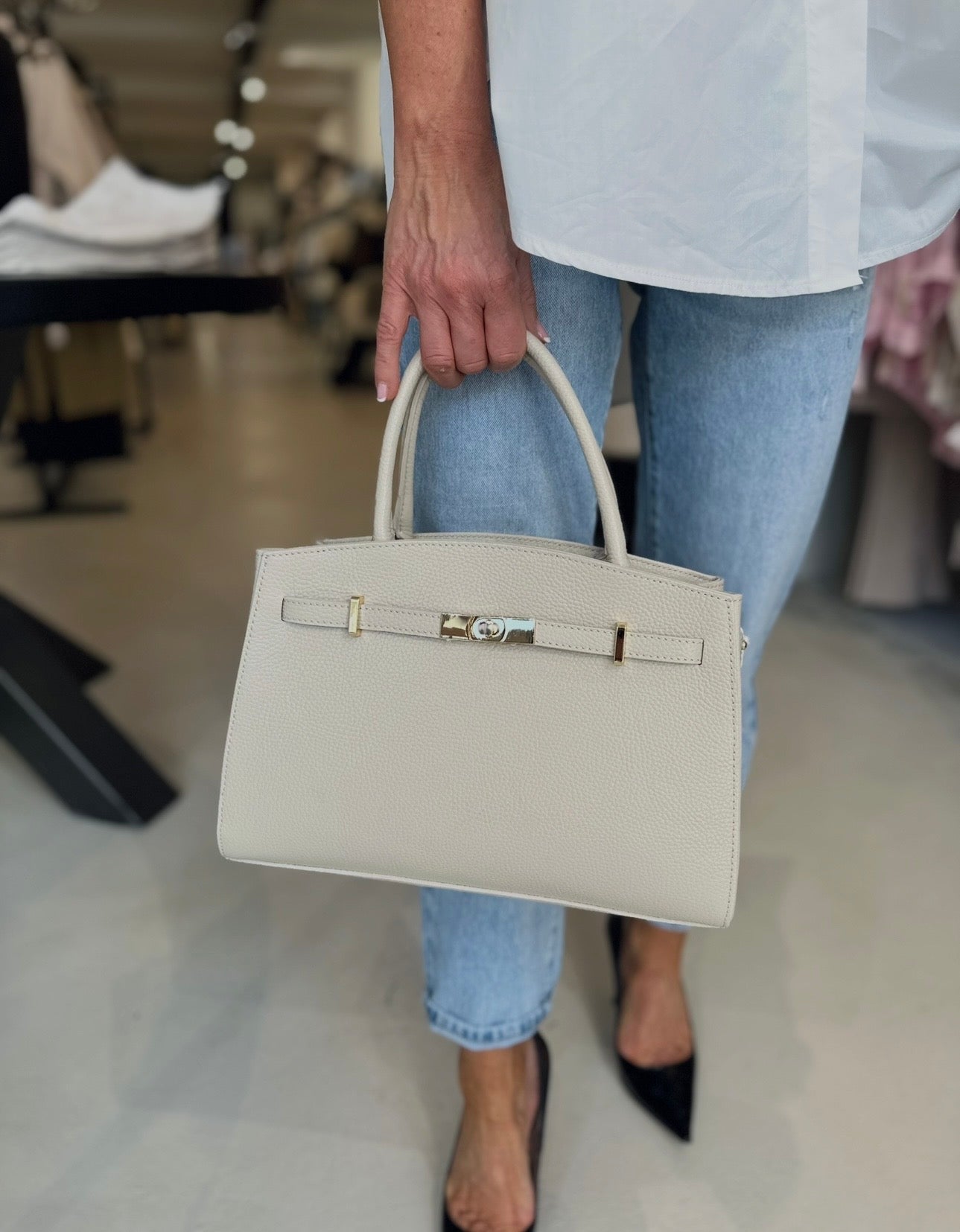 Tas Simone
